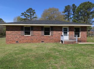 11 Audubon Rd, Ware Shoals, SC 29692