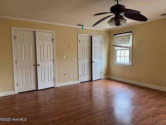 3rd image of 660 Fairlie Court