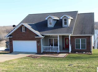 976 Rose Ln, Eddyville, KY 42038