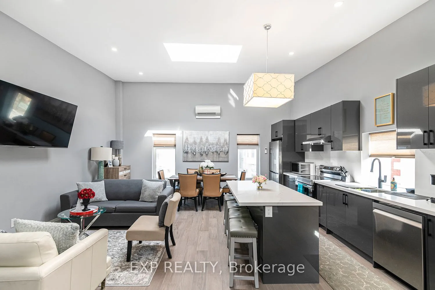 2 bed, $2,250 — Photo 3