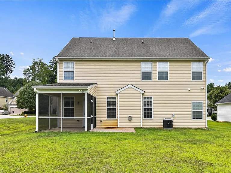 2611 Leighswood Dr — Photo 30