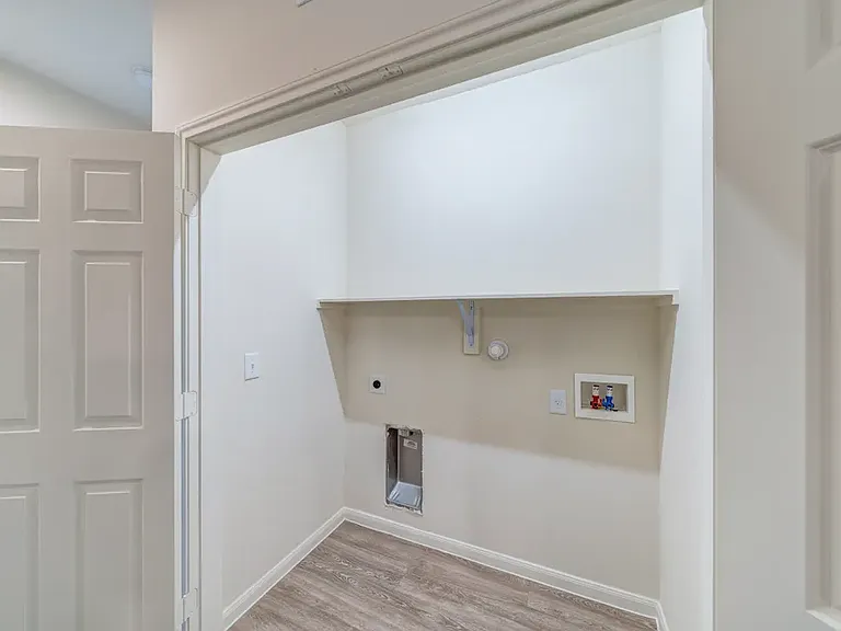 Northview Apartment Homes — Photo 14
