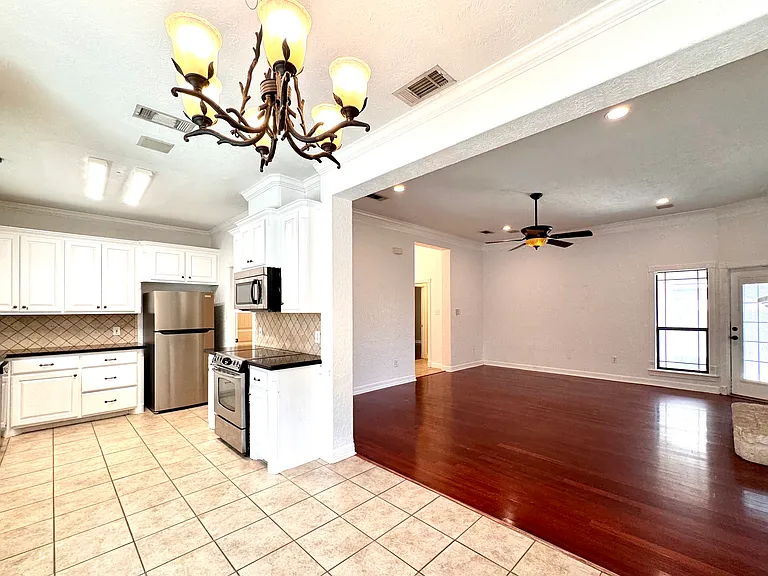 3807 Ransberg Ct — Photo 6