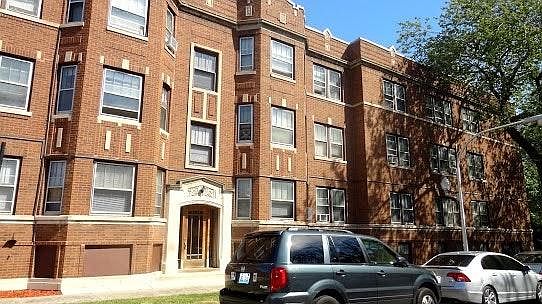 1st image of 1108 W Rosemont Ave #1