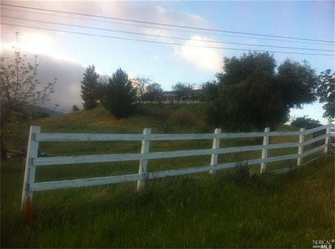 4th image of 3867 Skyhawk Ln