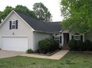 243 Silverbell Dr, Boiling Springs, SC 29316