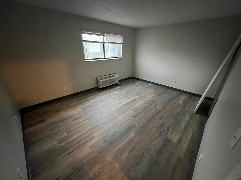 815 Orchard St #4 — Photo 7