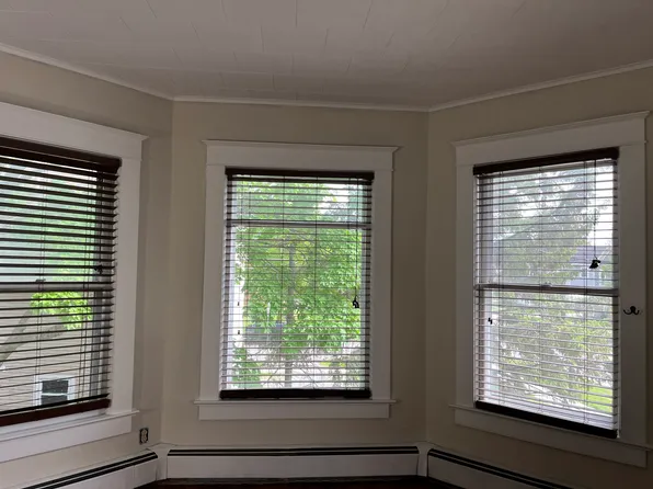 150-152 North Ave, Burlington, VT 05401