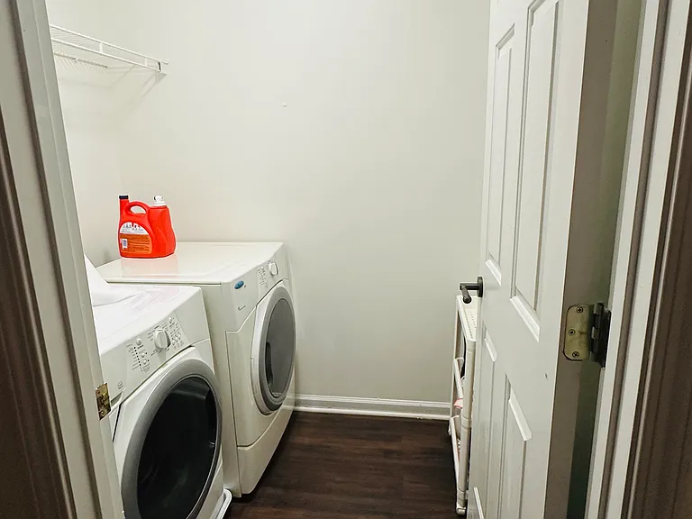 354 Wedmore Ct — Photo 19