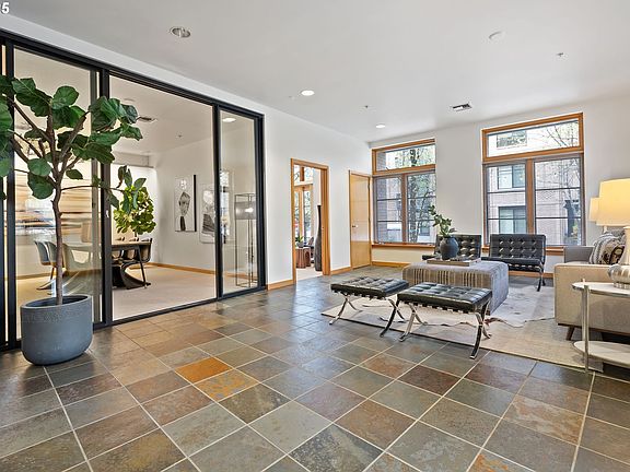 5th image of 1120 NW Northrup St #102
