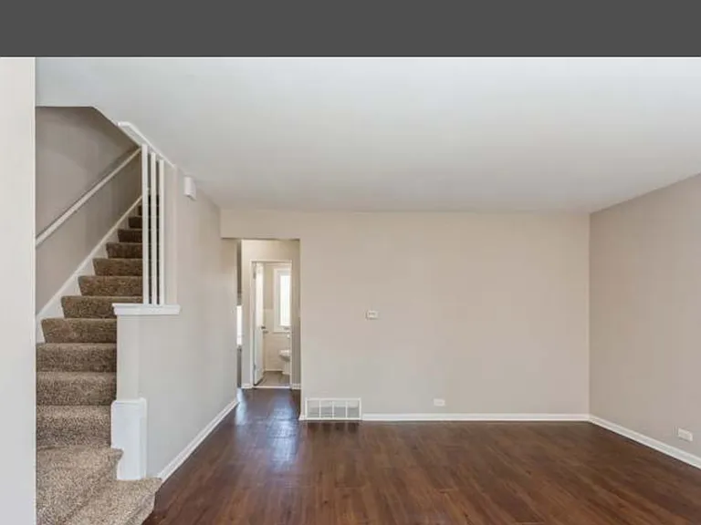 4740 Main St #D — Photo 3