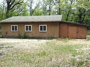 2nd image of 4940 Caseville Rd