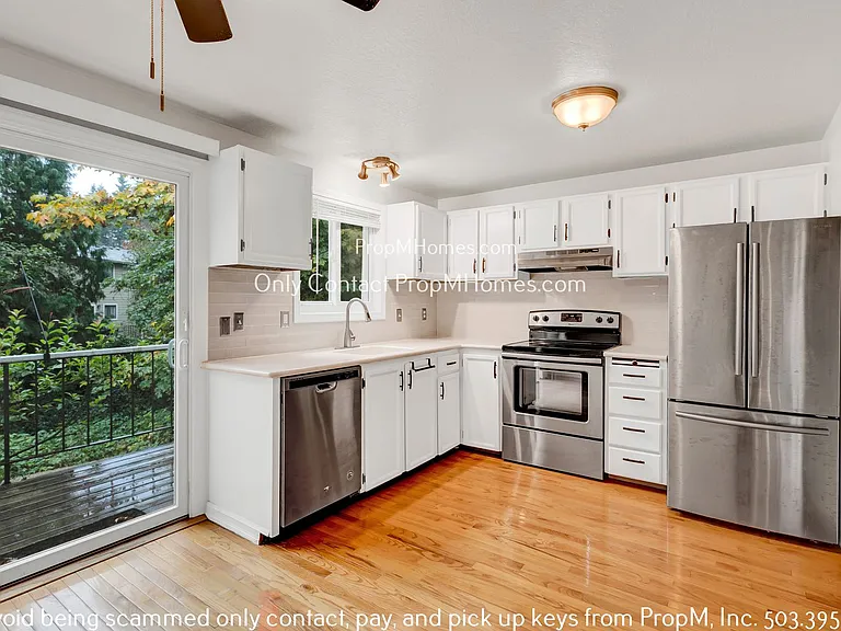 29490 SW Courtside Dr #15 — Photo 1