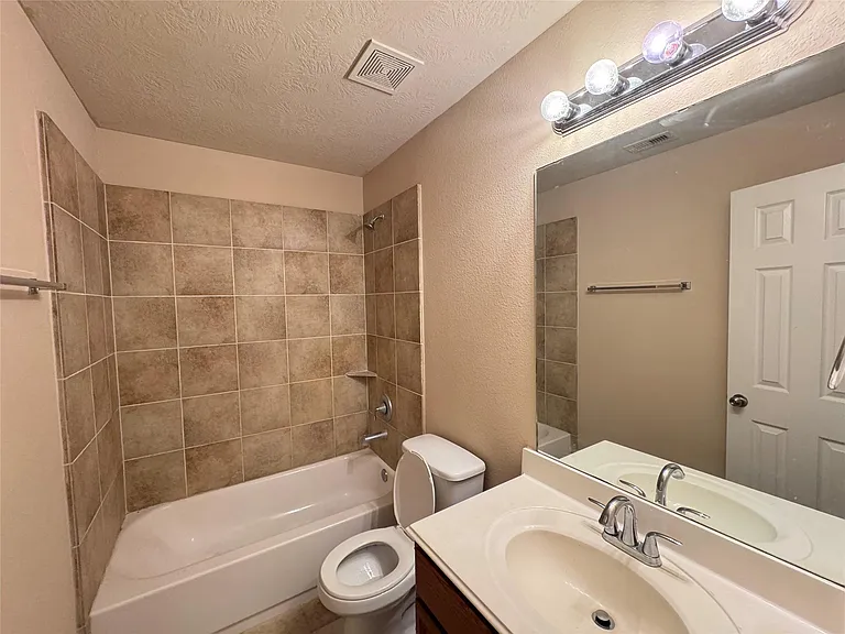 25210 Ginger Ranch Dr — Photo 19
