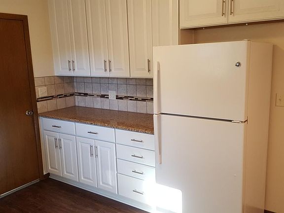 Kitchen - Fridge Side