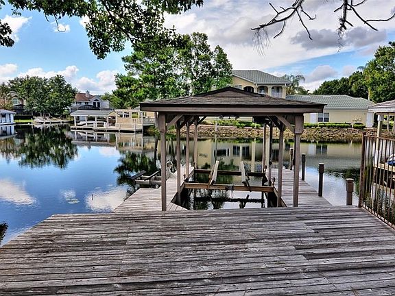 3rd image of 254 S Shadowbay Blvd