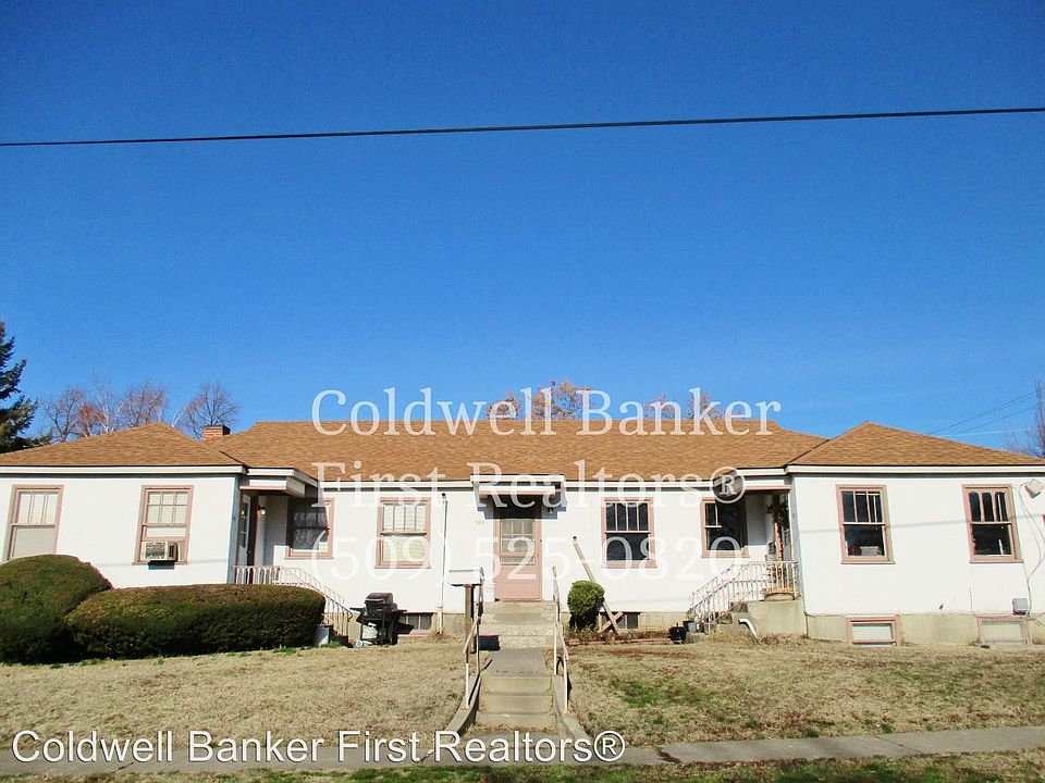 1st image of 733 Hobson St