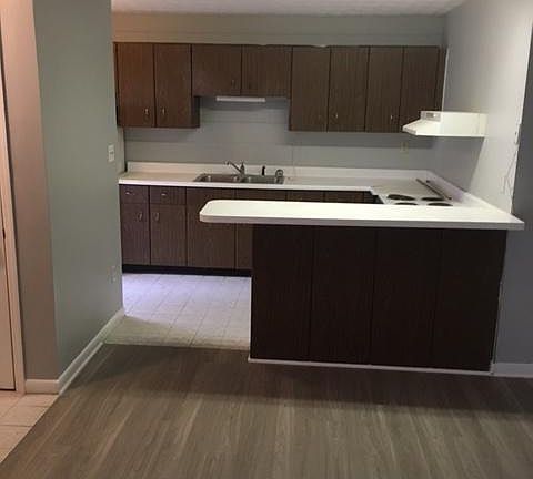 4th image of 1221 Park Ave APT 22