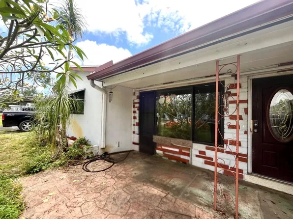 6720 Cody St, Hollywood, FL 33024
