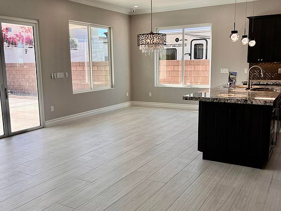5th image of 3541 Palo Verde Blvd N