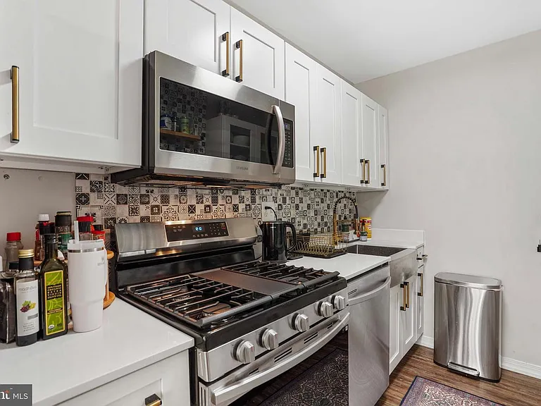1200 S Arlington Ridge Rd #314 — Photo 7