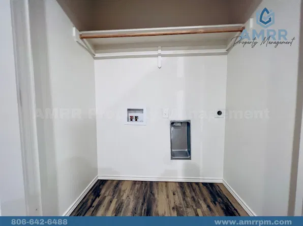 7417 5th St #2, Lubbock, TX 79416