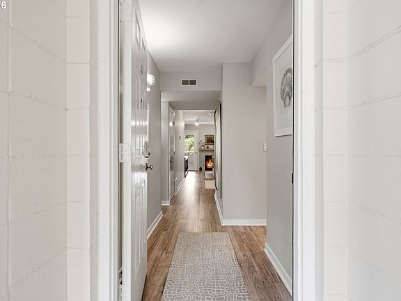 3rd image of 6625 W Burnside Rd Unit 226