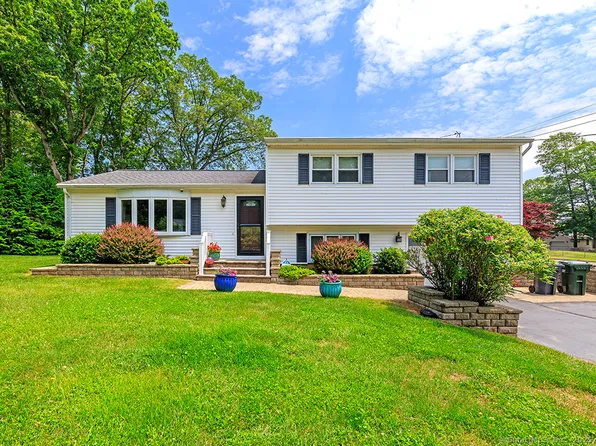 99 Walkley Drive, Southington, CT 06489