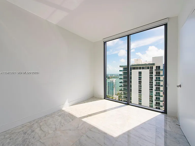 460 NE 28th St #3608 — Photo 10