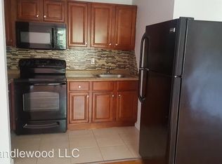 123 Clinic Dr APT 304, New Britain, CT 06051