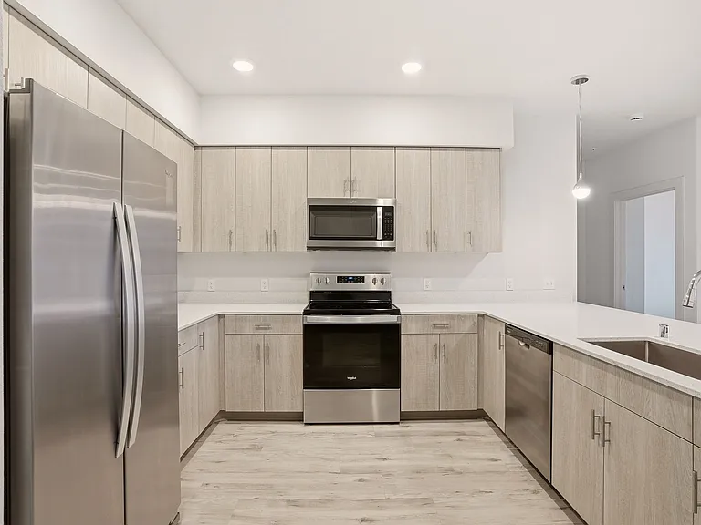 Nathan Apartments — Photo 7