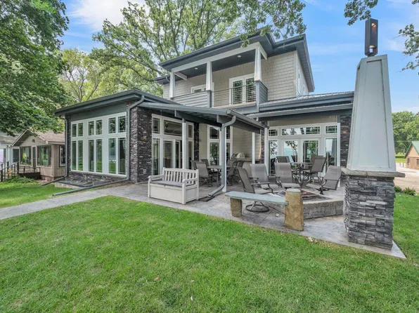 2620 Manhattan Blvd, Wahpeton, IA 51360