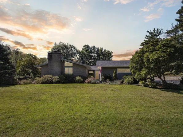 65531 State Road 23 Rd, North Liberty, IN 46554