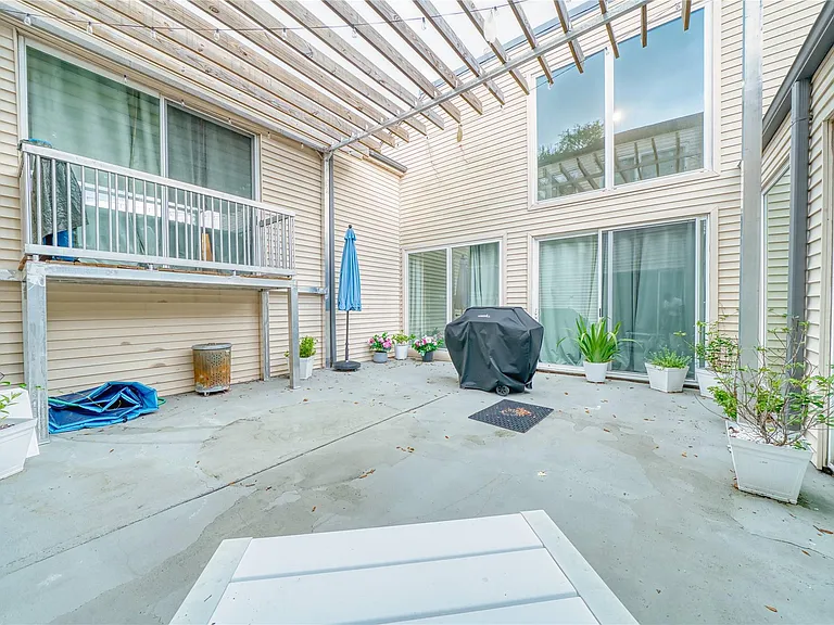 7606 Portal Dr — Photo 35