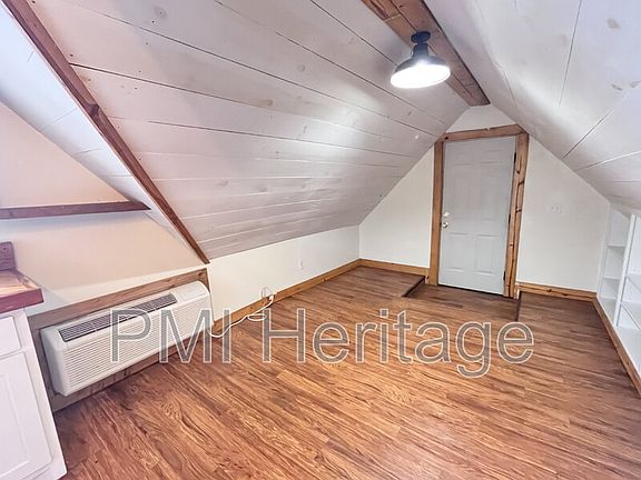 4th image of 122 W Pine St APT B