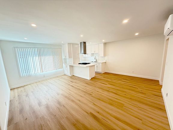 3rd image of 7741 Romaine St W #4