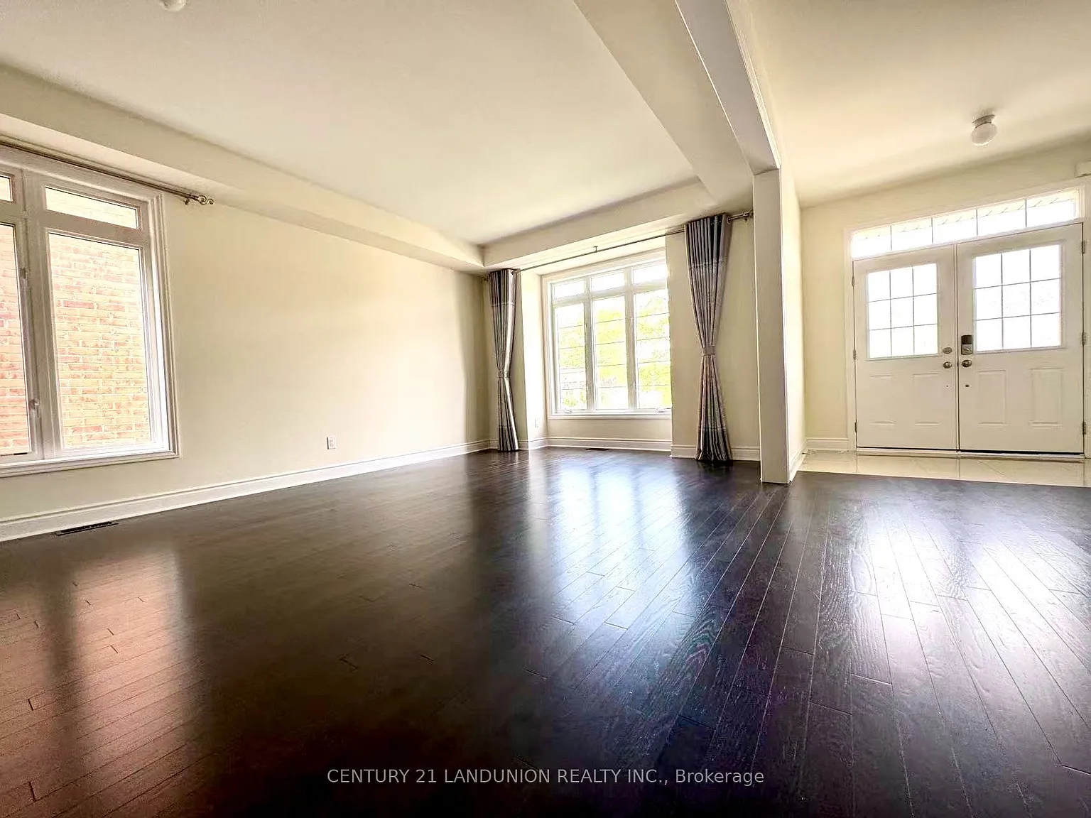 5 bed, $4,500 — Photo 3