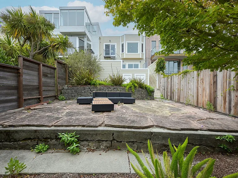 4058 20th St — Photo 26