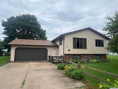 621 Southview Dr, Rockwell, IA, 50469