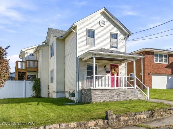 192 Phillips St, Throop, PA 18512