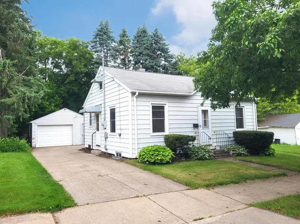 406 North WALNUT AVENUE, Marshfield, WI 54449
