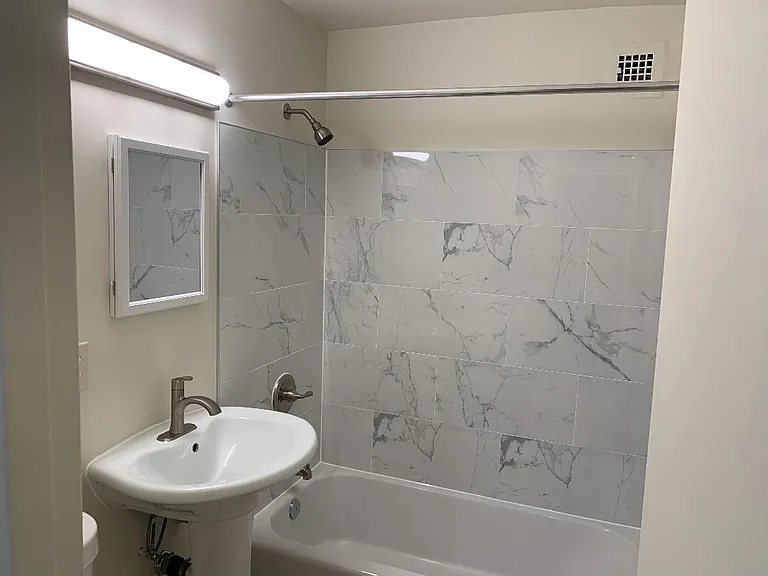 1121 Arlington Blvd #326 — Photo 4