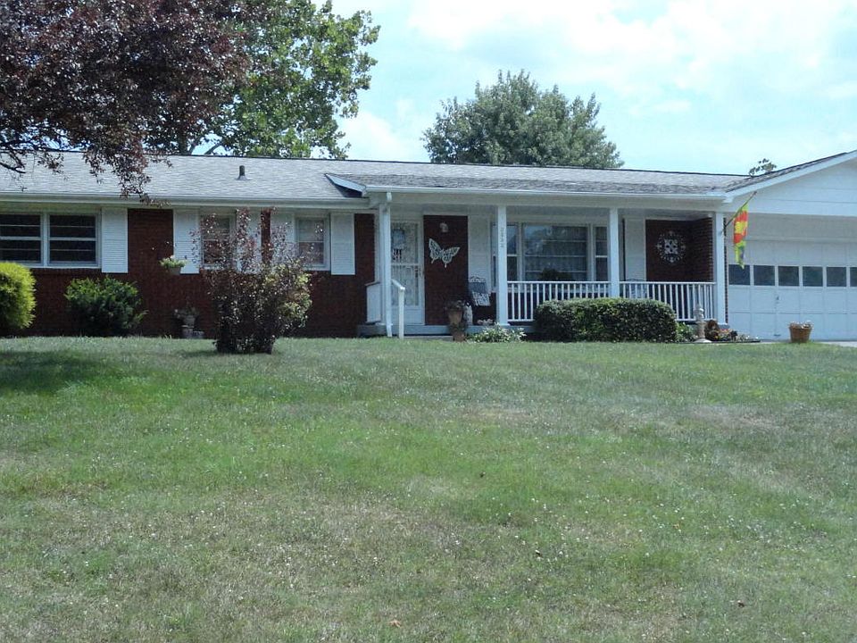 1st image of 2332 Laramie Dr