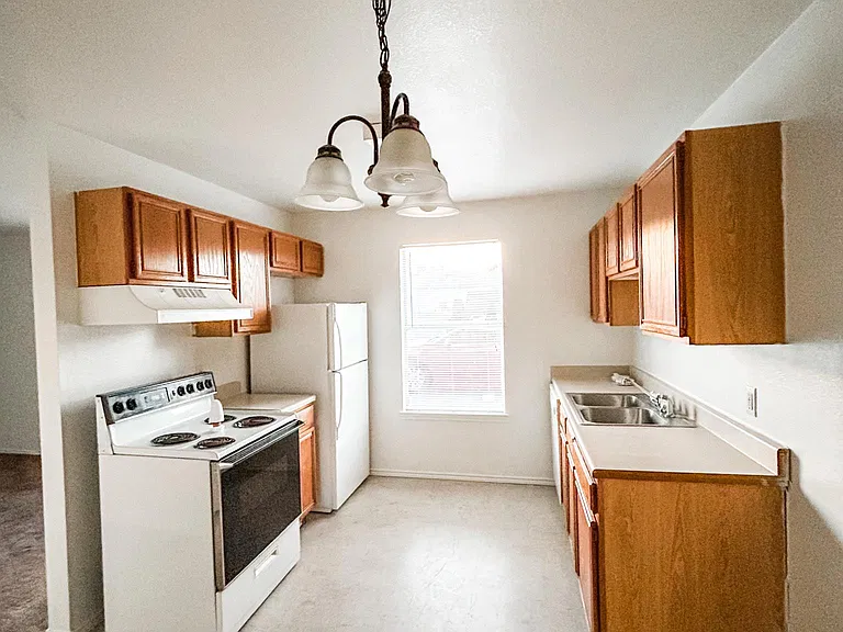 1604 Windward Dr #A — Photo 3