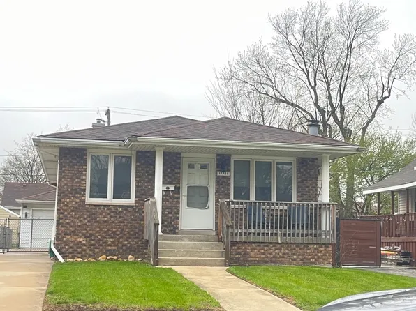 17938 Chicago Ave, Lansing, IL 60438
