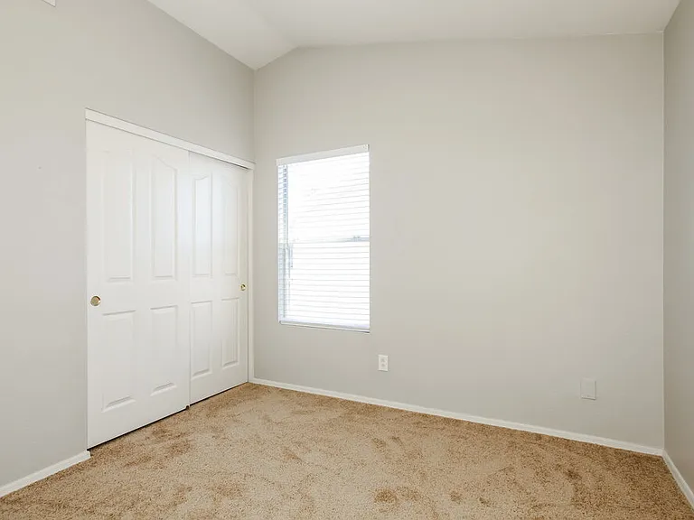 19251 N 79th Dr — Photo 13
