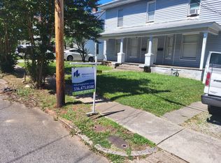 313 4th St APT B, High Pt, NC 27260