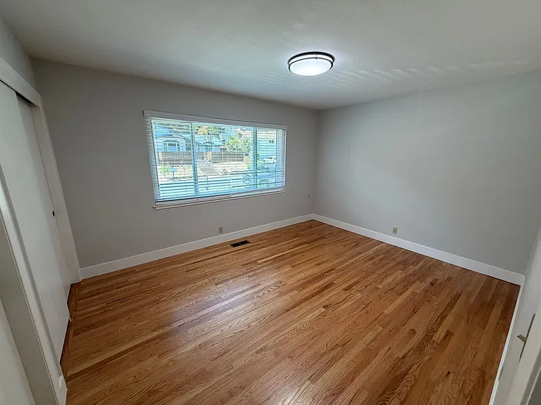 2083 Donald Dr — Photo 7