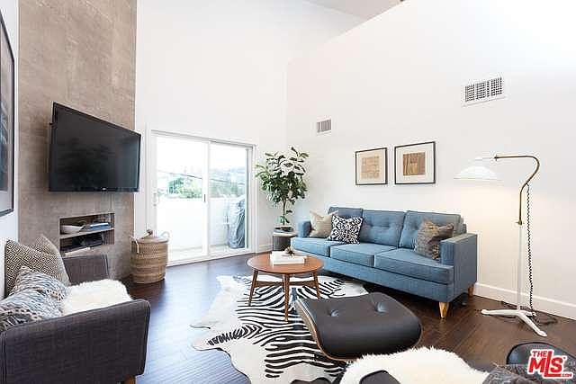 1st image of 1021 N Crescent Heights Blvd APT 305