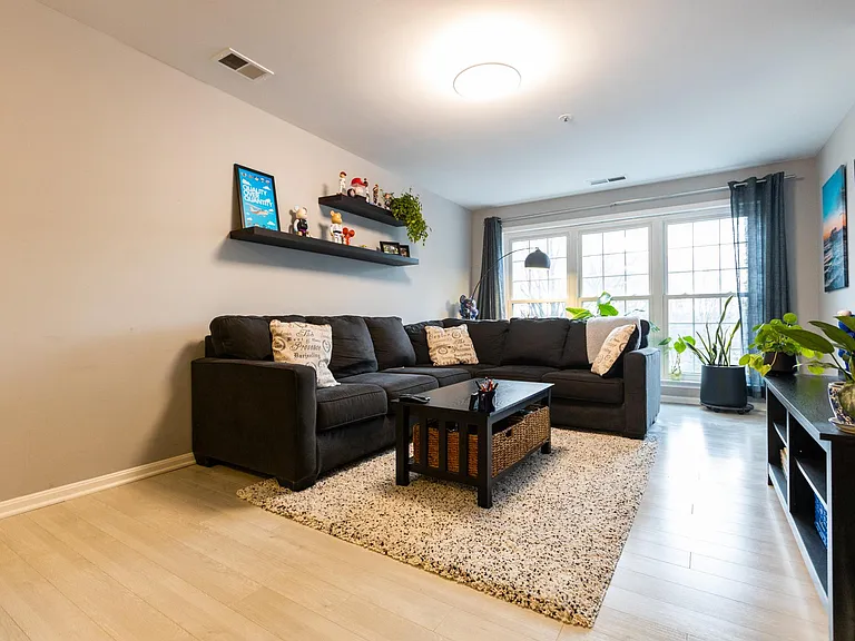 240 S Reynolds St #309 — Photo 11